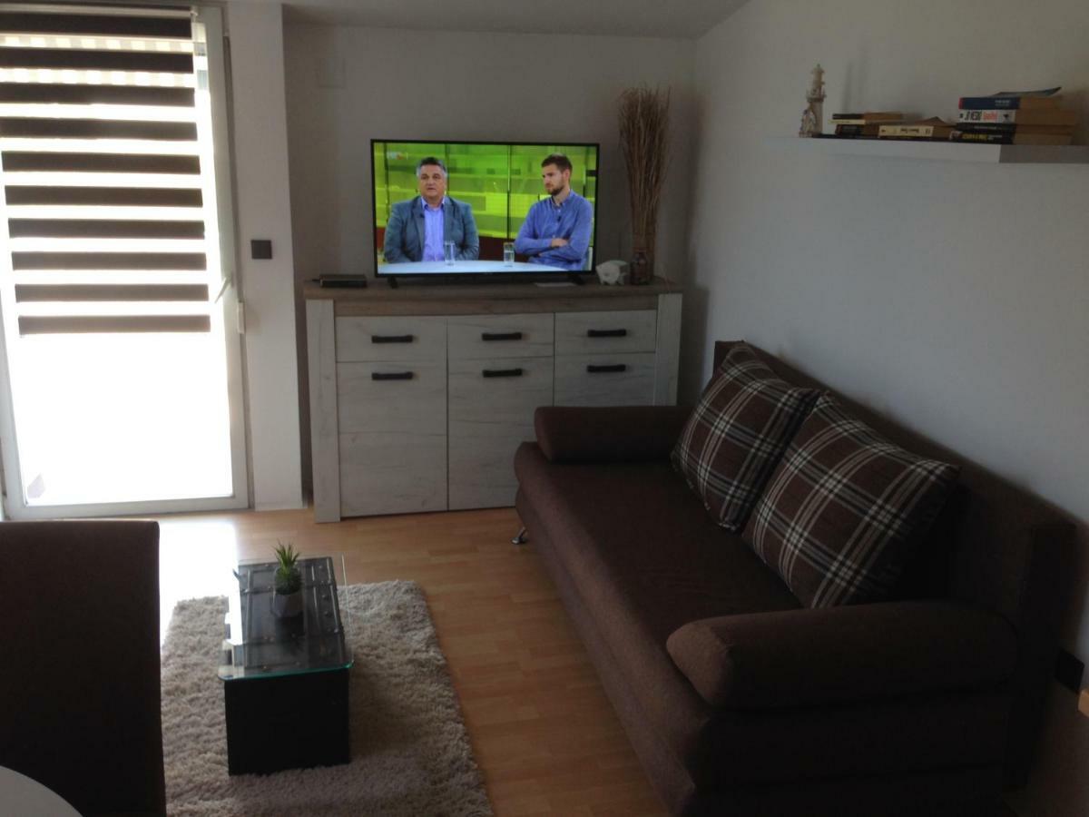Apartmani Tatic Štinjan المظهر الخارجي الصورة